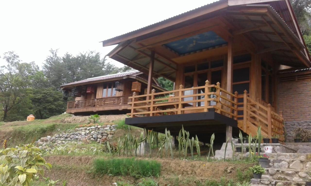 Bagoes View Cottages Maninjau Buitenkant foto